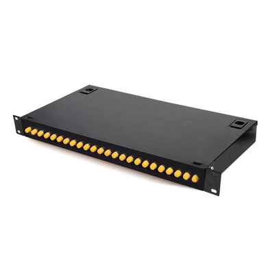 Placa laminada a frio 24 portas ST UPC Corning Fibra Óptica ZTE FTTH Patch Panel para Rede