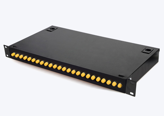 Placa laminada a frio 24 portas ST UPC Corning Fibra Óptica ZTE FTTH Patch Panel para Rede