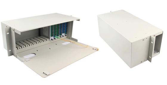 Comunicação de Telecomunicações 19 &quot;Fibra Óptica Rack Mount Splitter Cabinet LGX Tipo Chassis