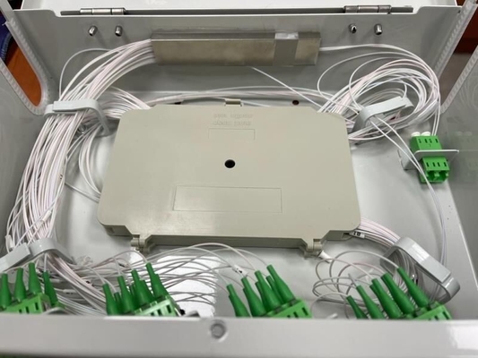Armário de Telecomunicações de Ferro de 2 Portas ao ar livre com PLC Splitter e Fibra Óptica sem Saltador Pigtail