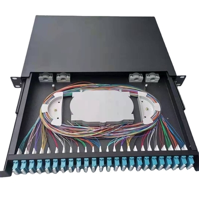 24 Portos LC Fibra Óptica Patch Panel concebido para montagem em parede em ambientes externos