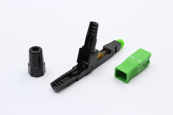 100pcs FTTH Fiber Quick Connector Field Assembly para transmissão suave de sinal de fibra