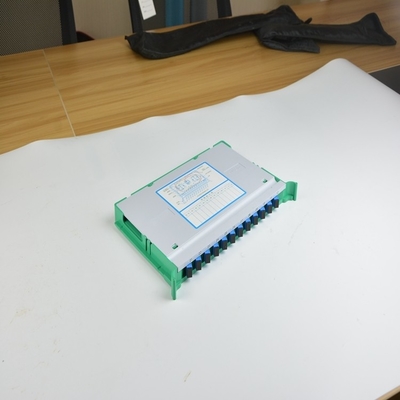 Instalação fácil 12 24 36 Core Fiber Optic Splice Tray para rede 4g montada na parede