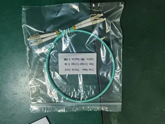 Conexão de telecomunicações SC LC UPC para LC UPC OM4 SR Duplex Fiber Optic Patch Cord