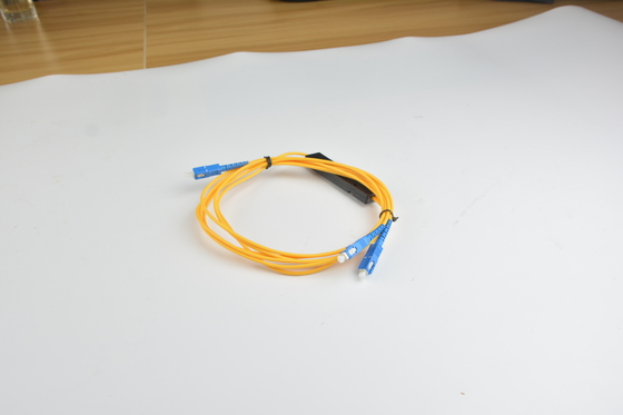 1x2 4 8 16 caixa PLC G657A1 0.9mm SCUPC Fibra Ótica Tapered PLC Splitter para directividade dB ≥55