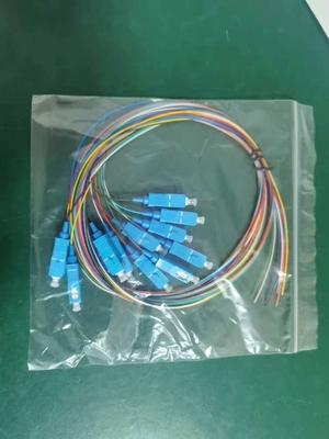 SC UPC Modo único 1.5M Pigtail de fibra óptica simplex para ampla faixa de temperatura -40-70°C