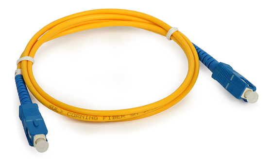 Impressora de fibra óptica para telecomunicações, com conectores SC-SC e cabo de cauda