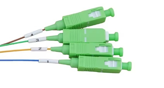 Conector SC/APC Tubo de aço de fibra óptica 1x4 PLC Splitter para comprimento de onda 1260-1650nm